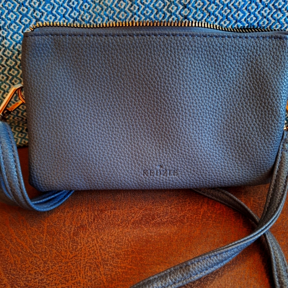 Kedzie Blue Multi-compartment Crossbody/ Wristlet Bag